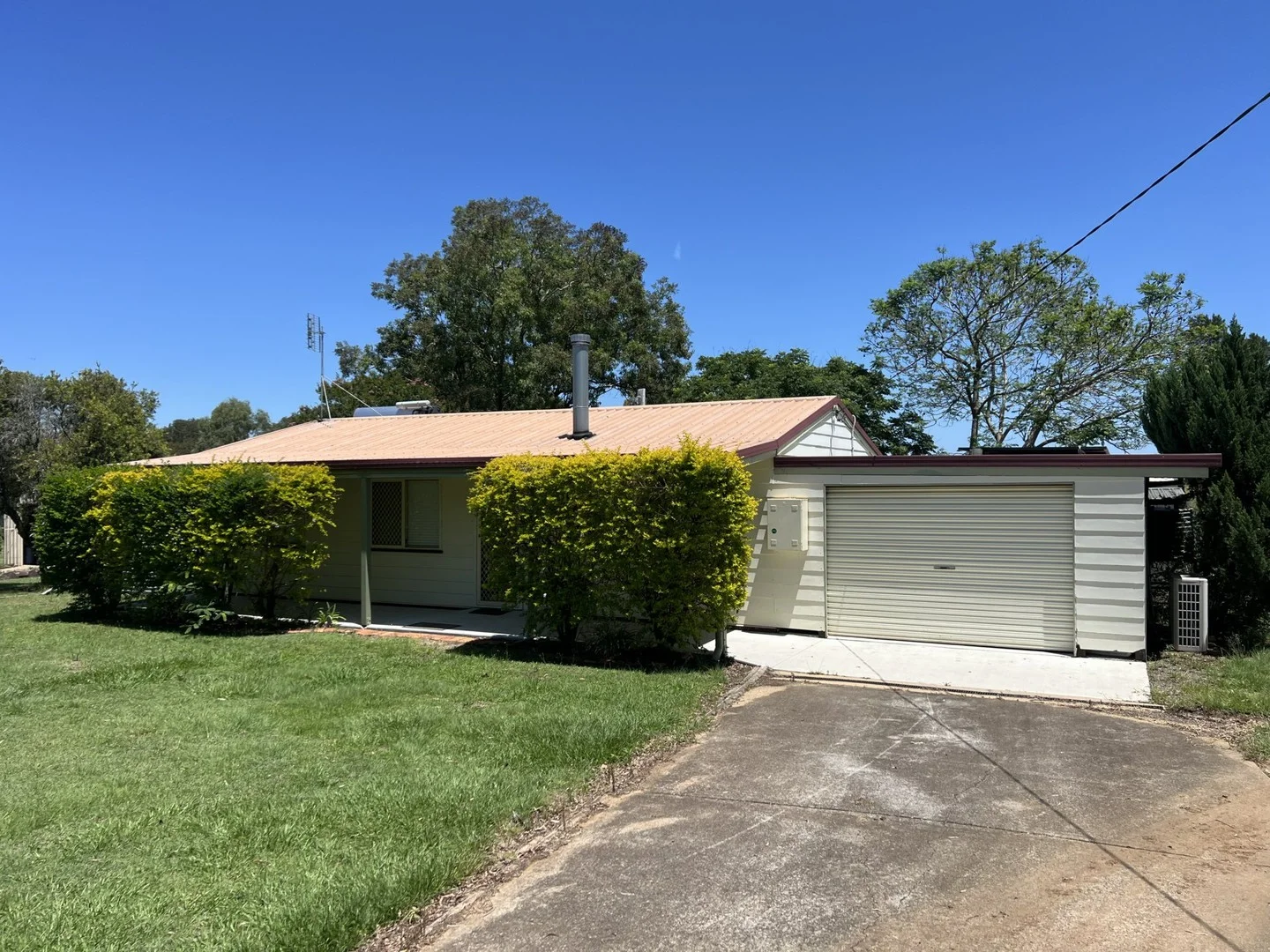 17 Keith Shaw Drive (1/12)