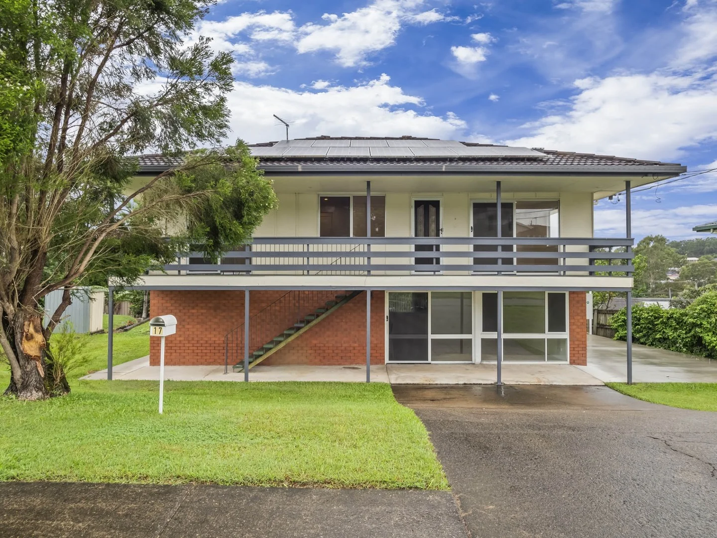 17 Kenthurst Crescent (1/28)
