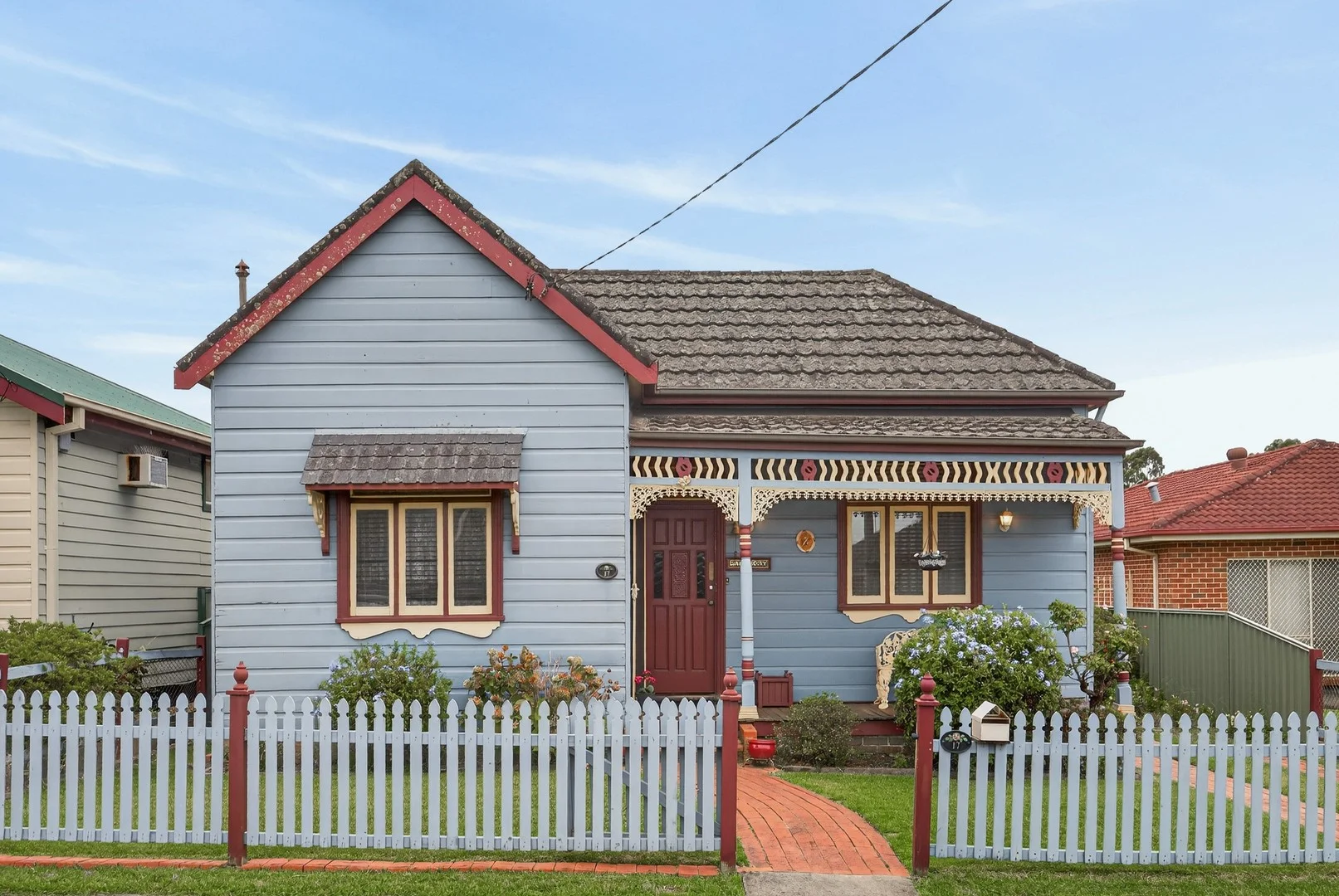 17 Myrtle Street (1/19)