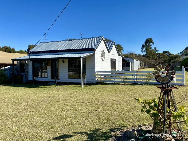 17 Russell Street (1/1)