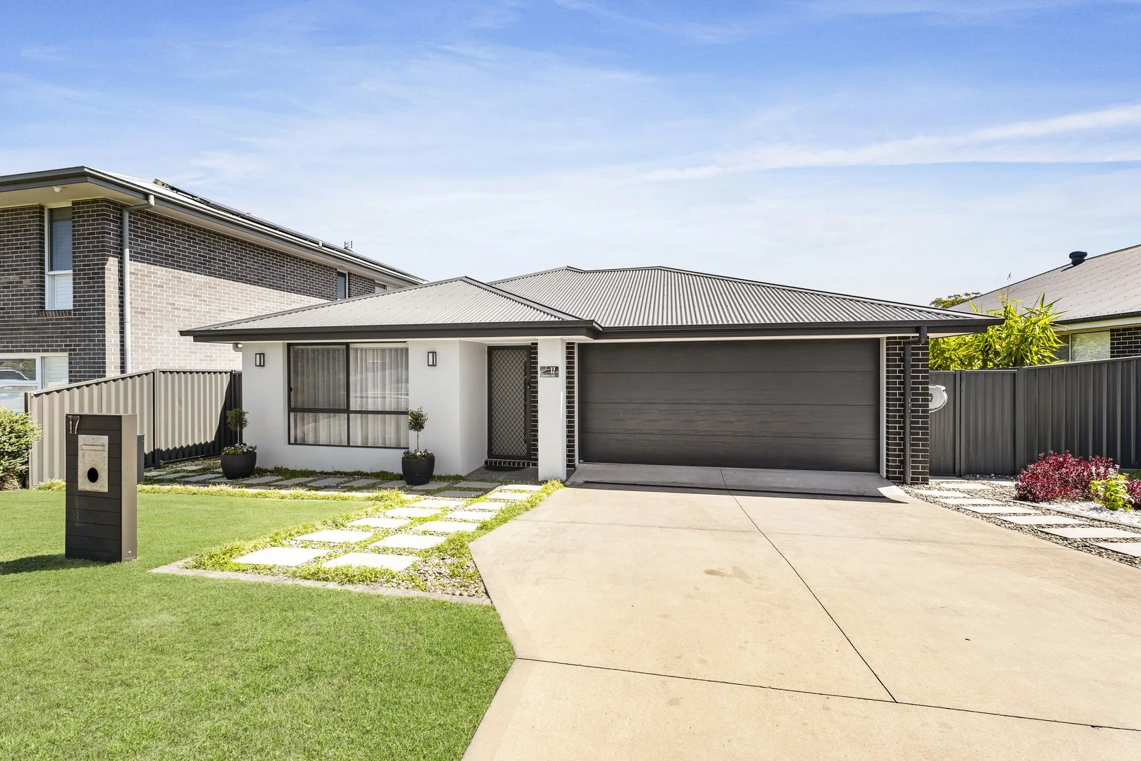 17 Shipwright Street (1/24)
