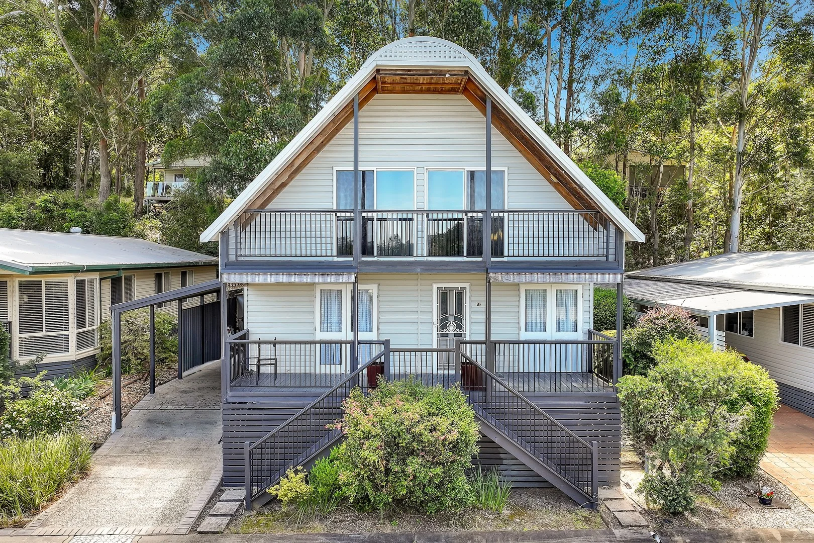 17 Watkin Tench Place (1/5)