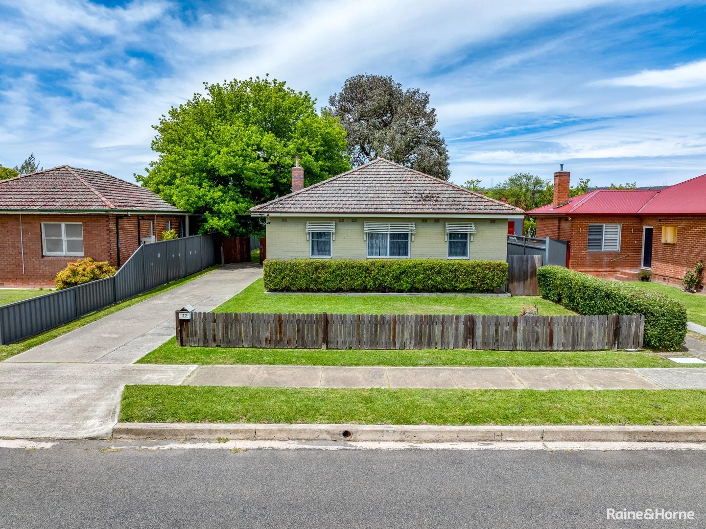 17 Wheatley Avenue (1/17)