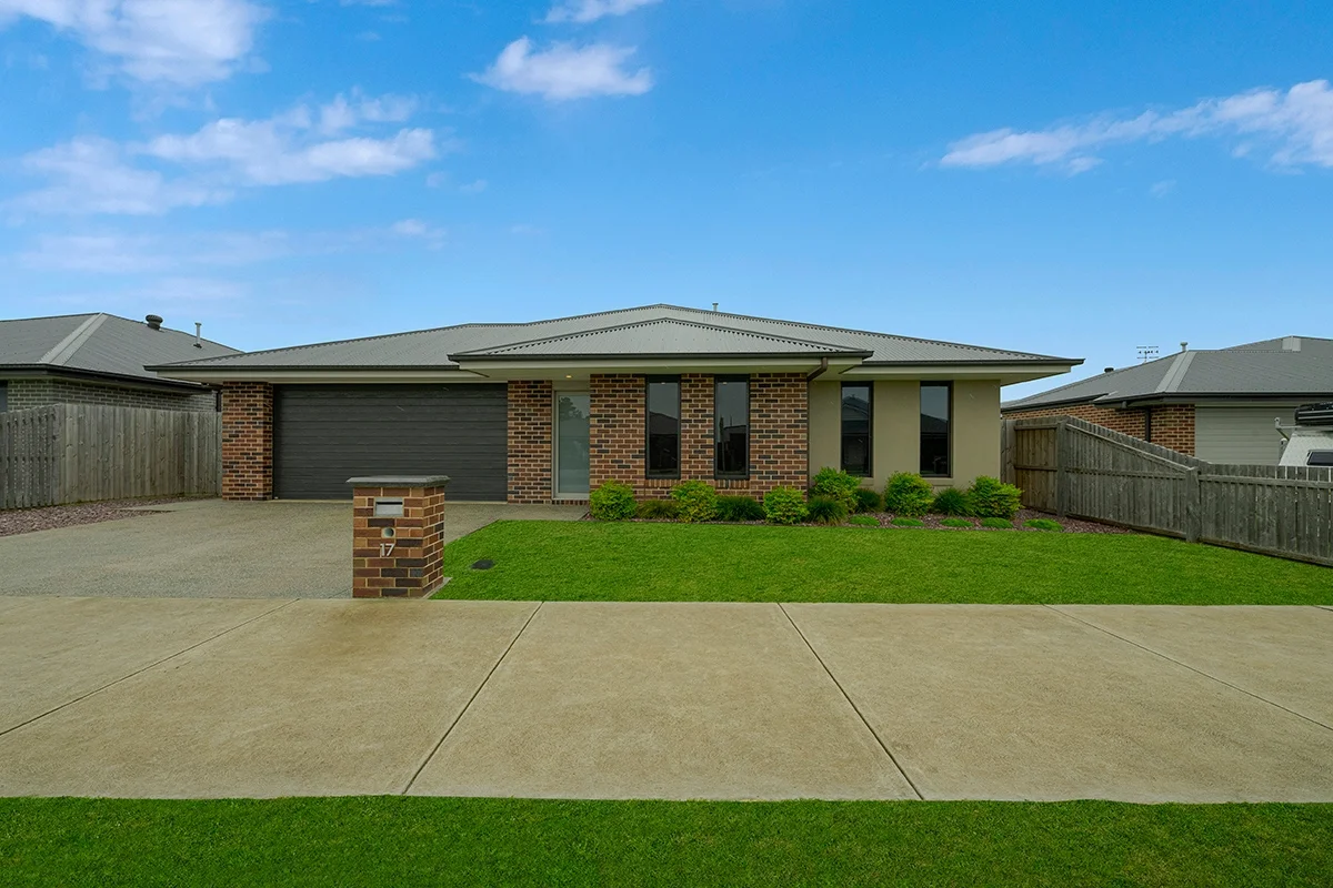 17 Yarra Drive (1/16)
