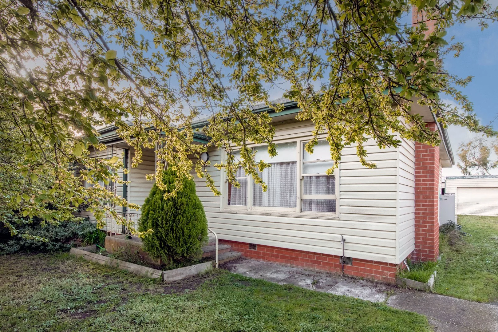 170 Walker Street (1/10)