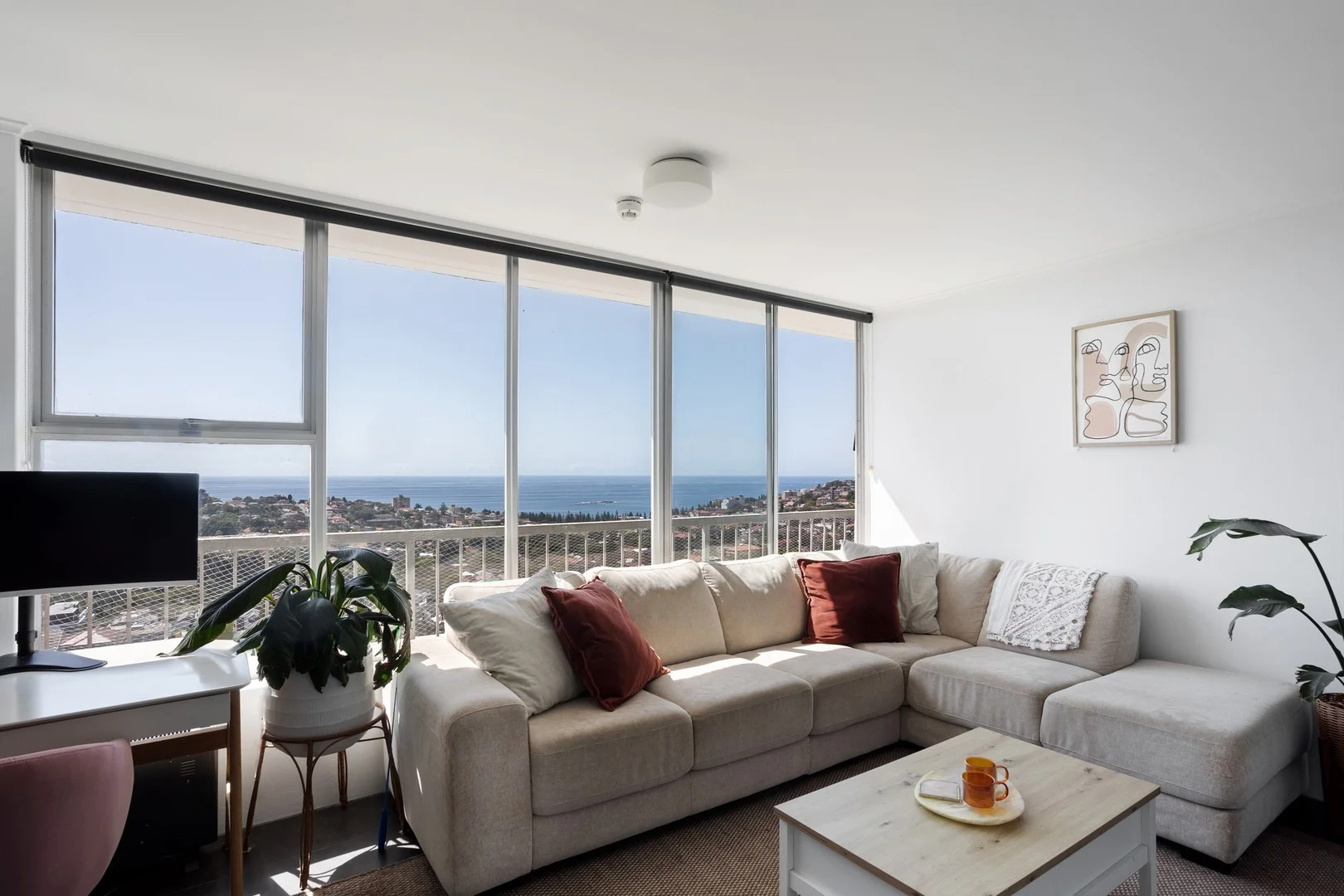 174/69 St Marks Road (1/8)