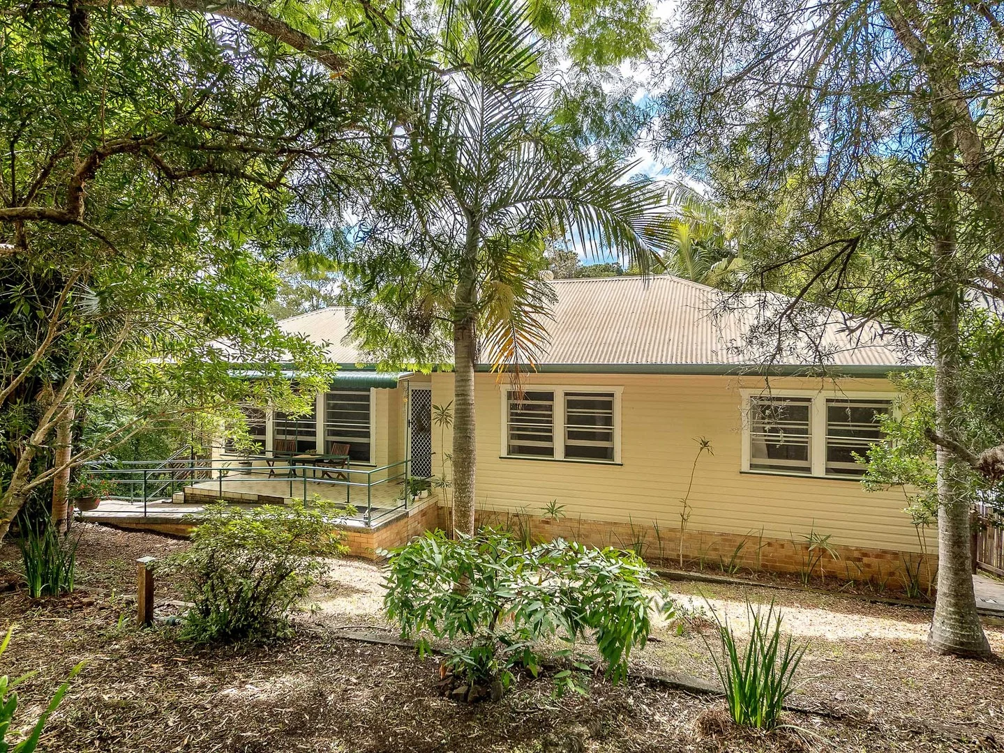 174 Orion Street (1/21)