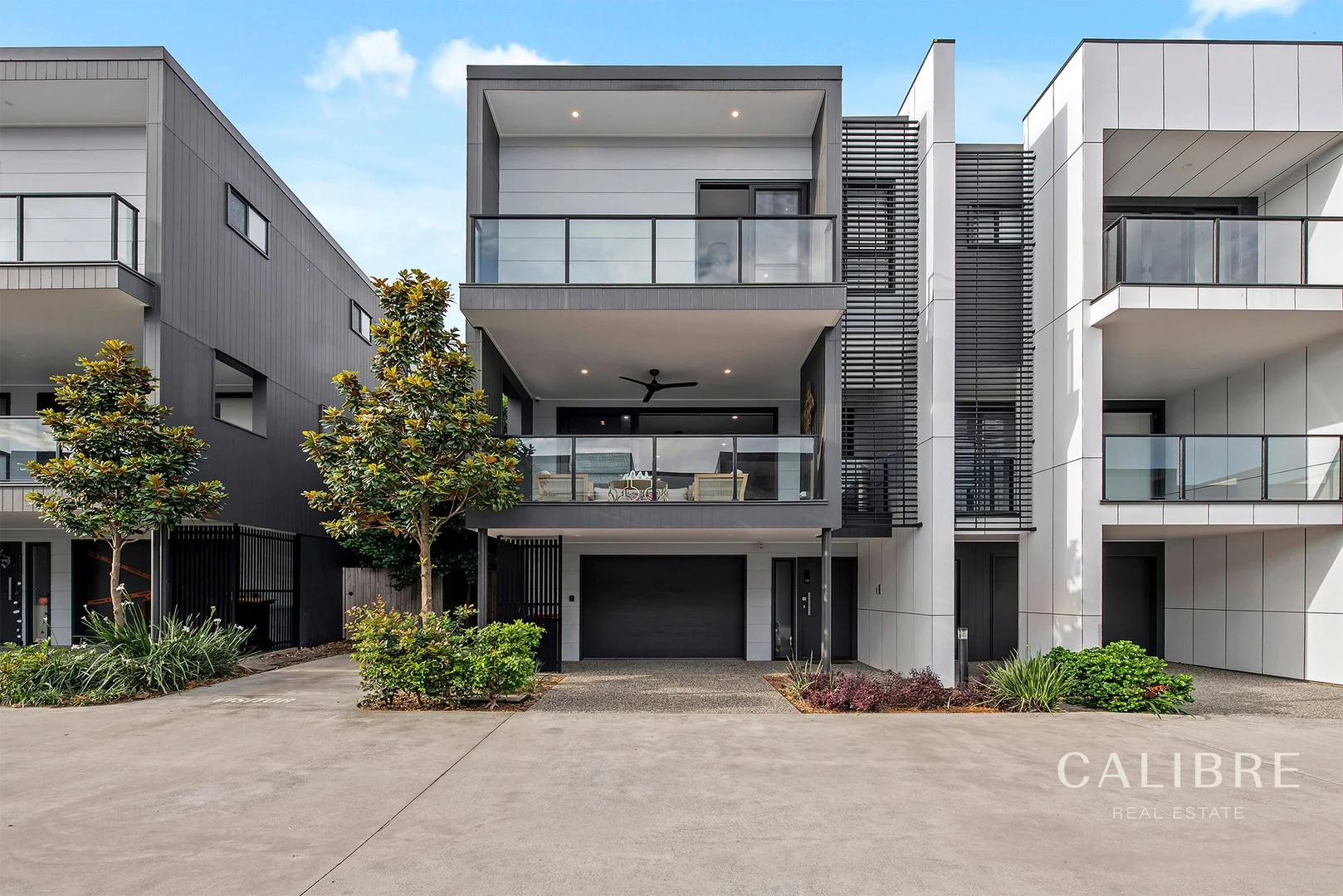 18/66 Illowra Street (1/22)