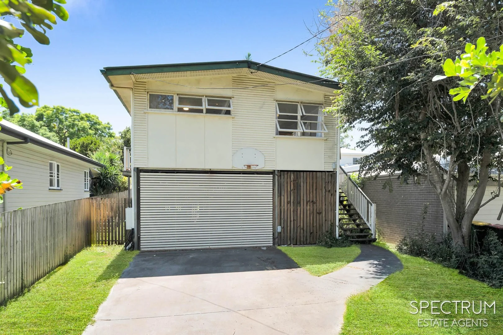 18 Agnew Street (1/13)