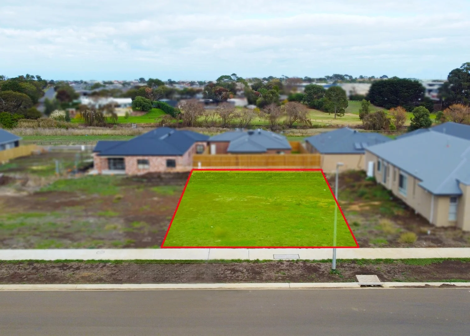 18 Brittain Avenue (1/4)