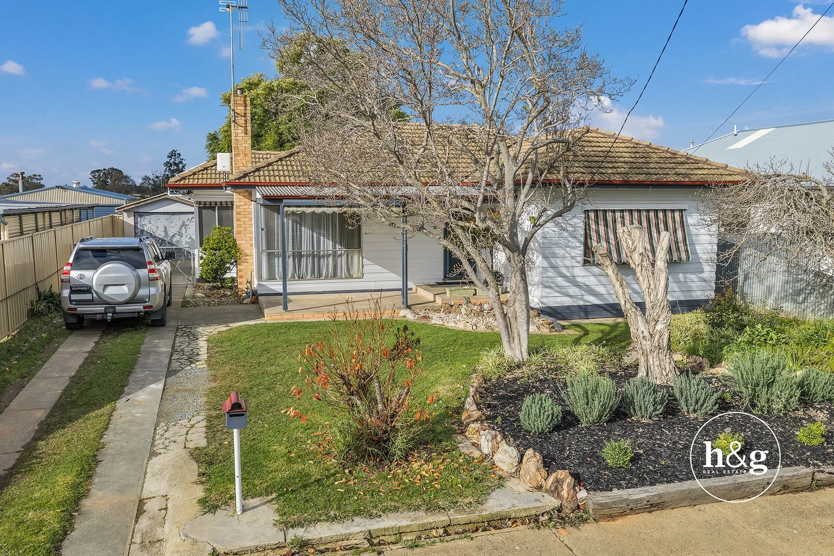 18 Corrigan Avenue (1/3)