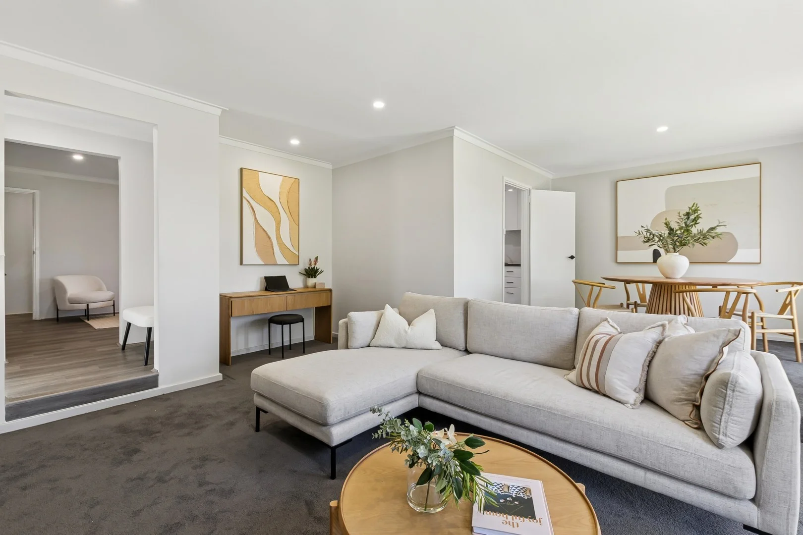 18 Corrigan Way (1/24)