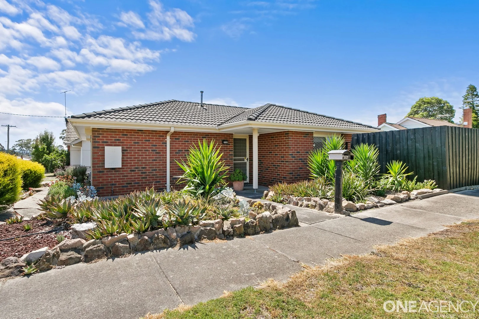 18 Fleming Street (1/19)