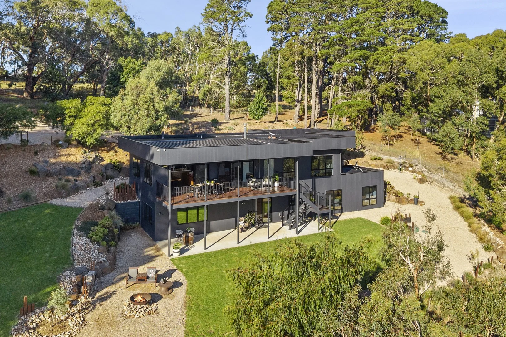 18 Jacinta Way - Image 2