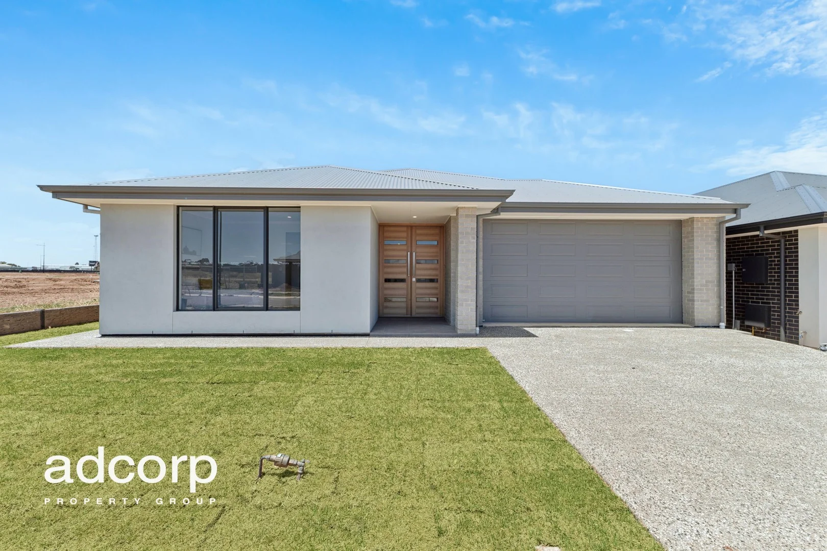 18 Seppelt Drive (1/23)