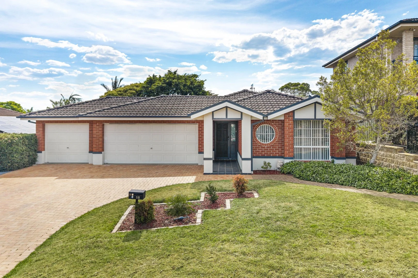 18 Stan Johnson Drive (1/17)