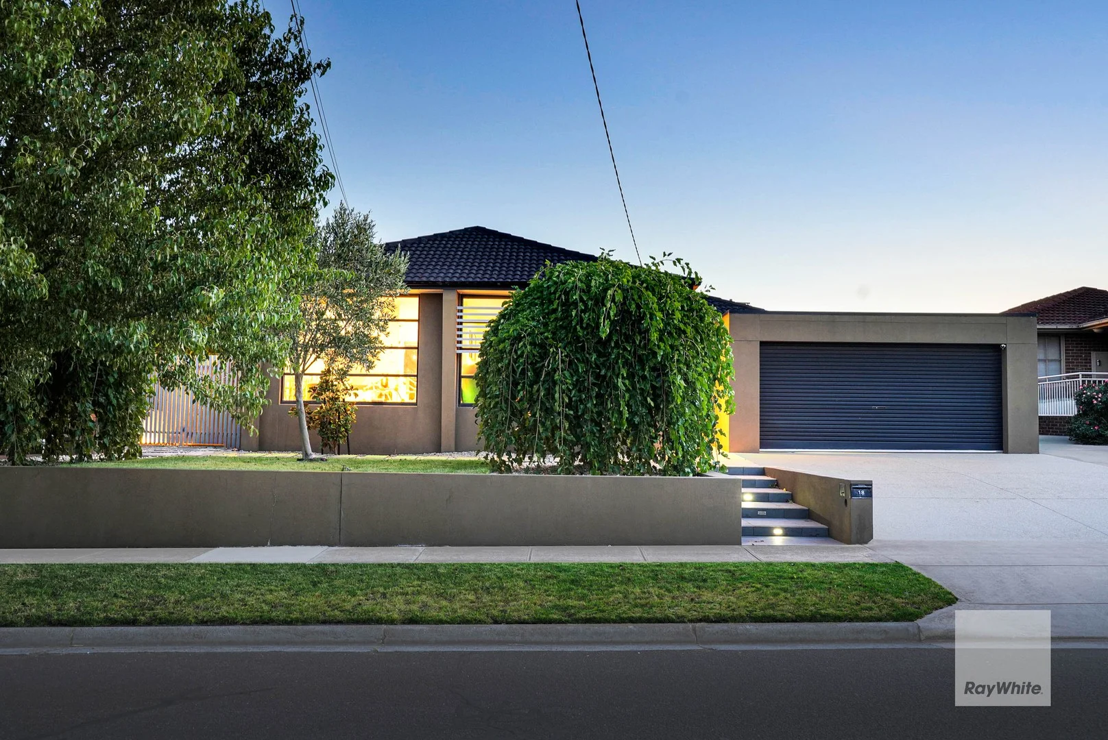 18 Wiltshire Road (1/1)