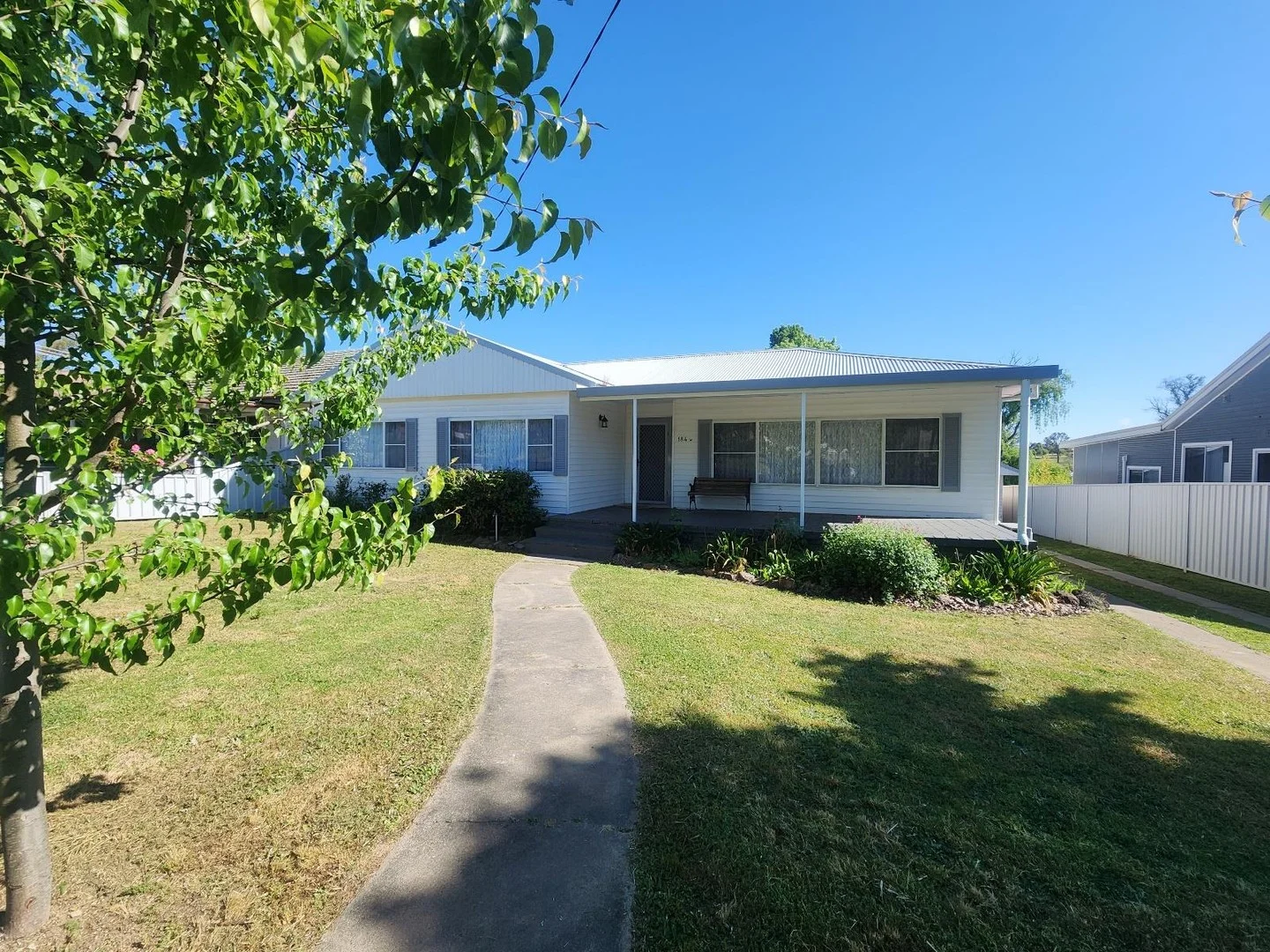 184W Fitzroy Street (1/11)