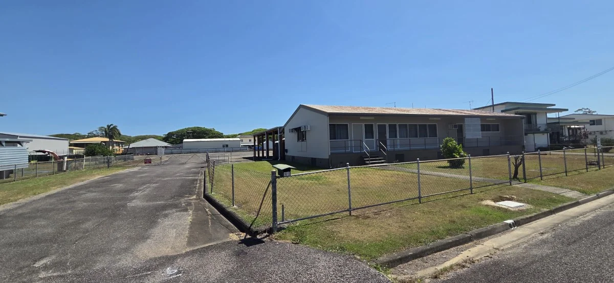 19 - 21 Burke Street (1/24)