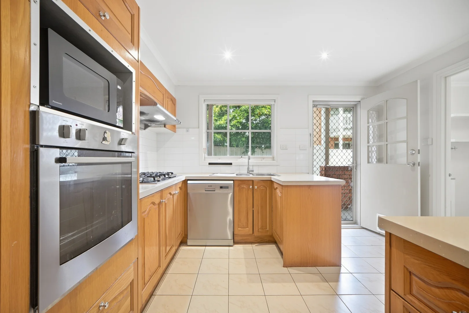 19/246 High Street - Image 5