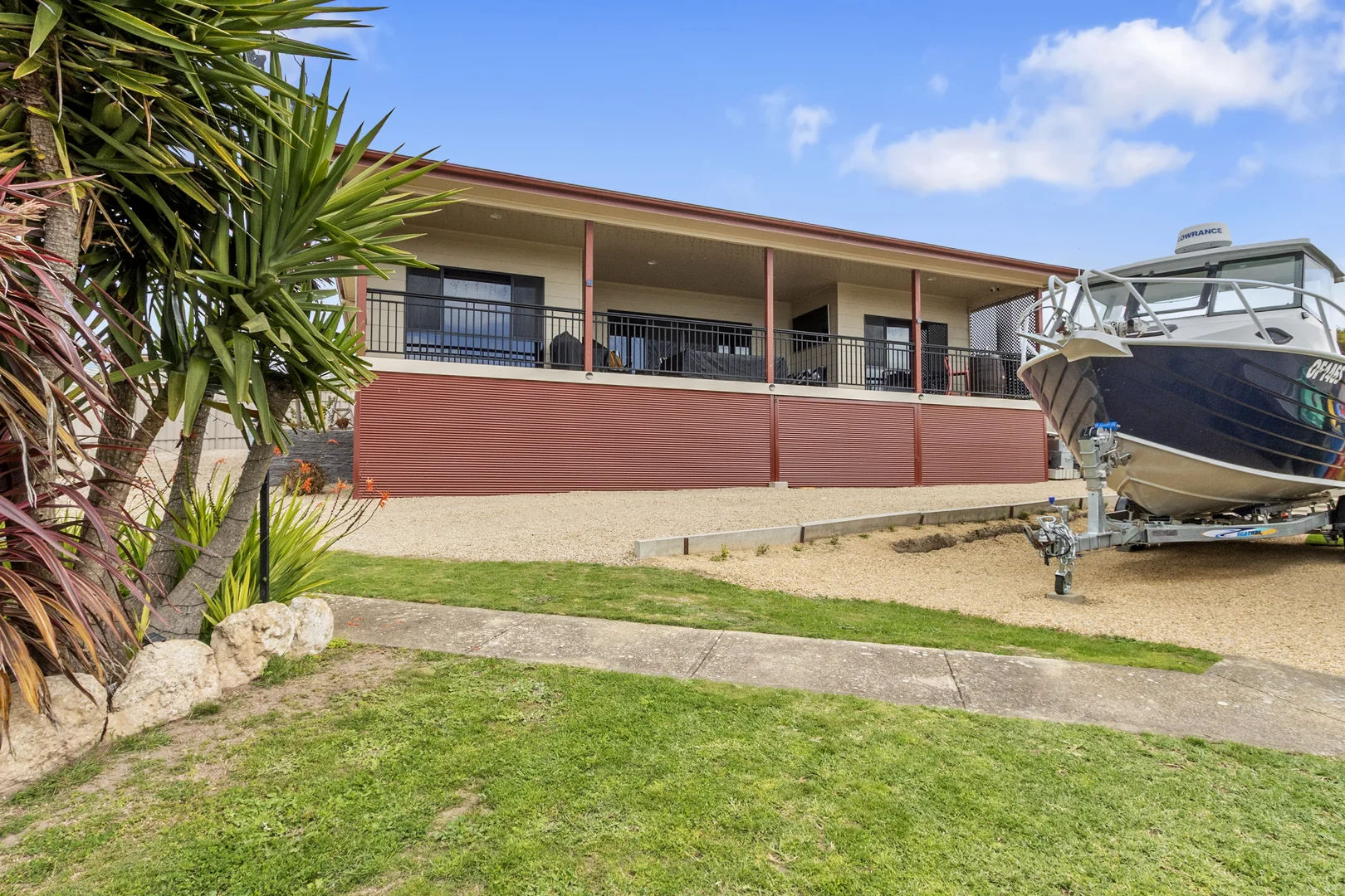 19 Bay Crescent - Image 5