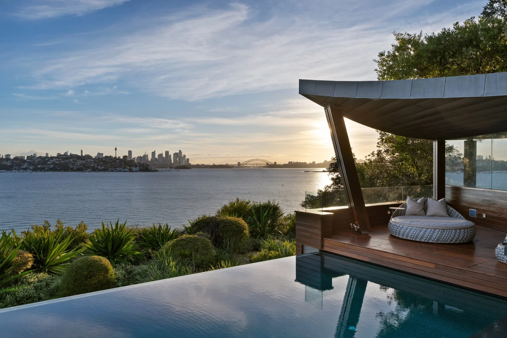 19 Bayview Hill Road (1/22)