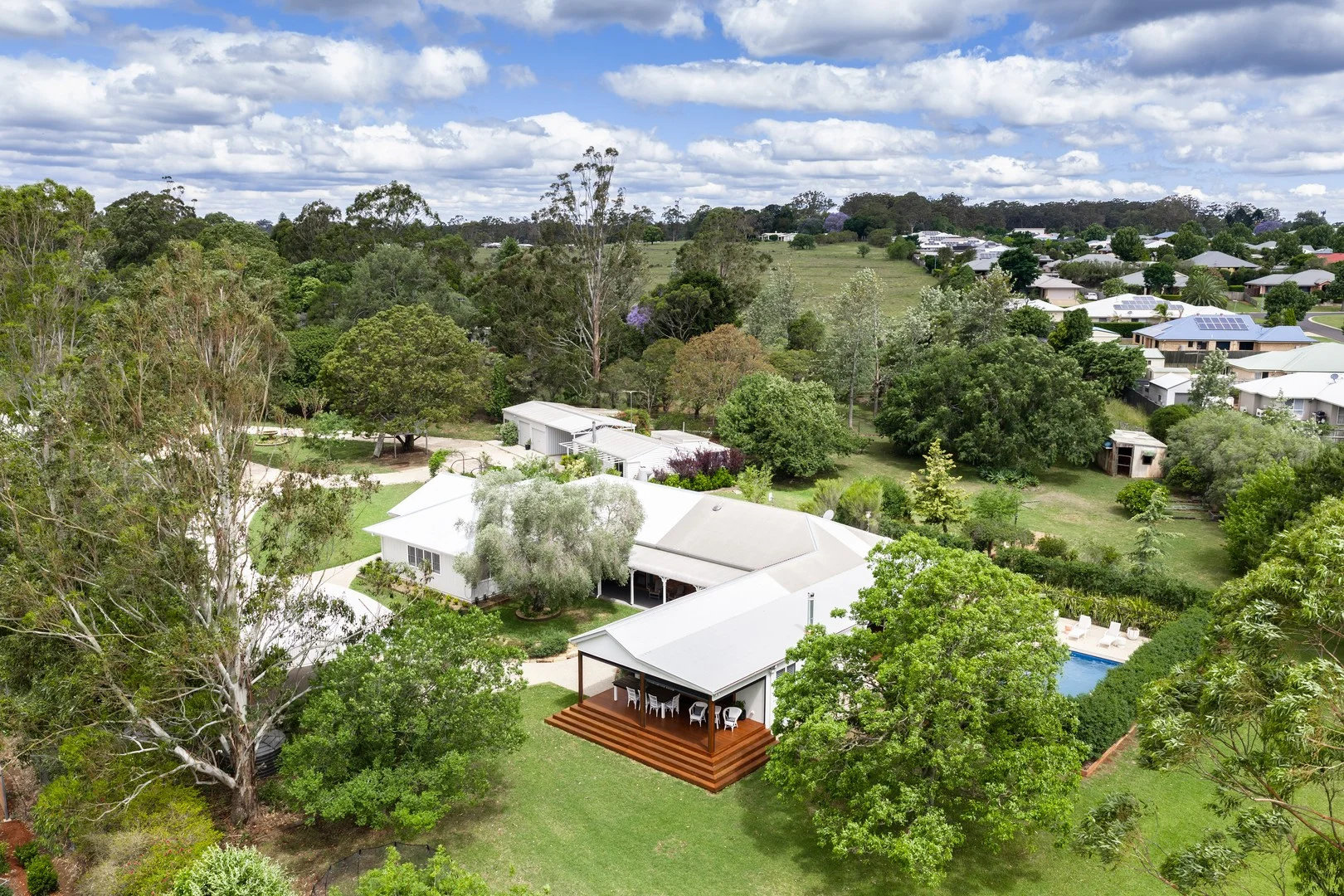 19 Bowtell Drive (1/1)