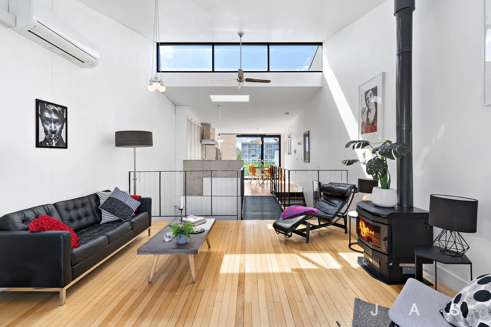 19 Bute Street (1/16)