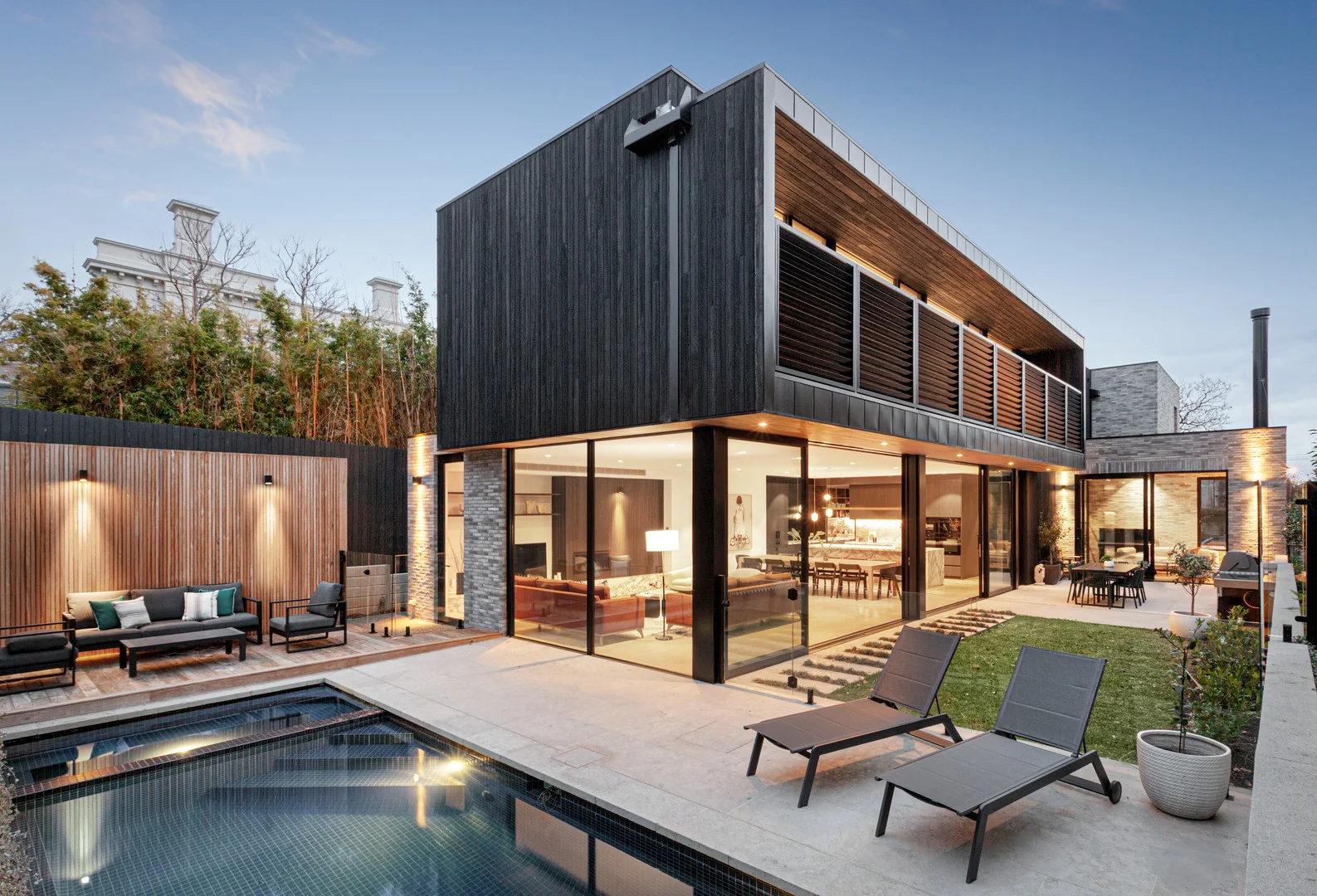 19 Elgin Avenue (1/12)