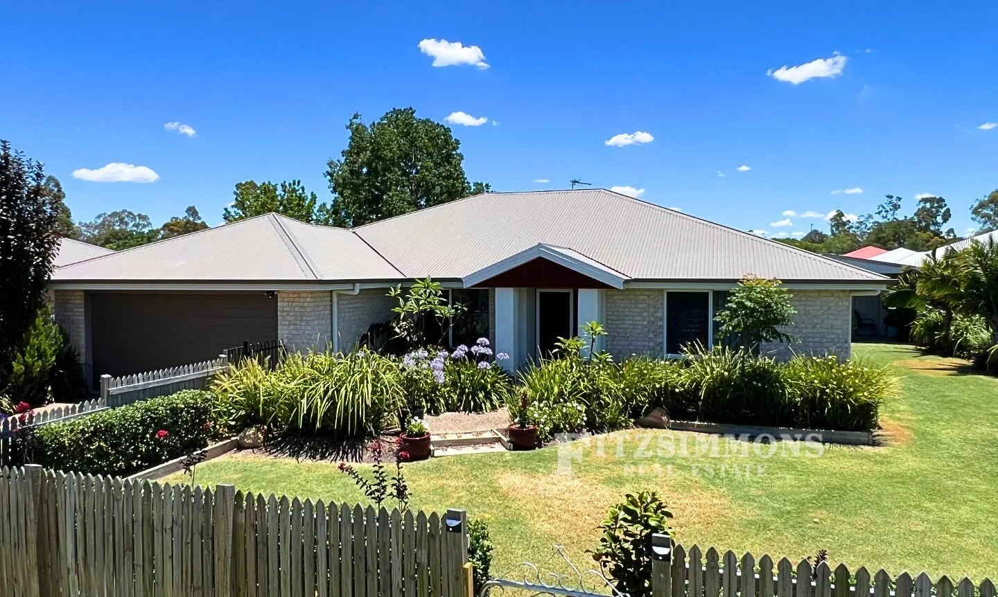 19 Glen Eagles Drive (1/23)