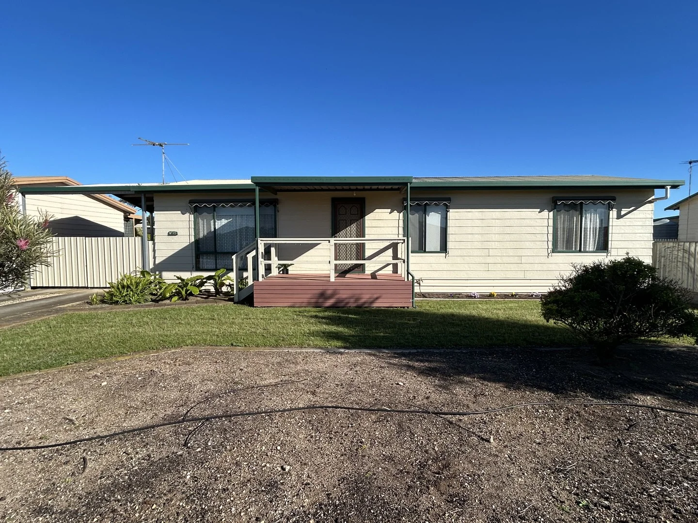 19 John Street (1/7)