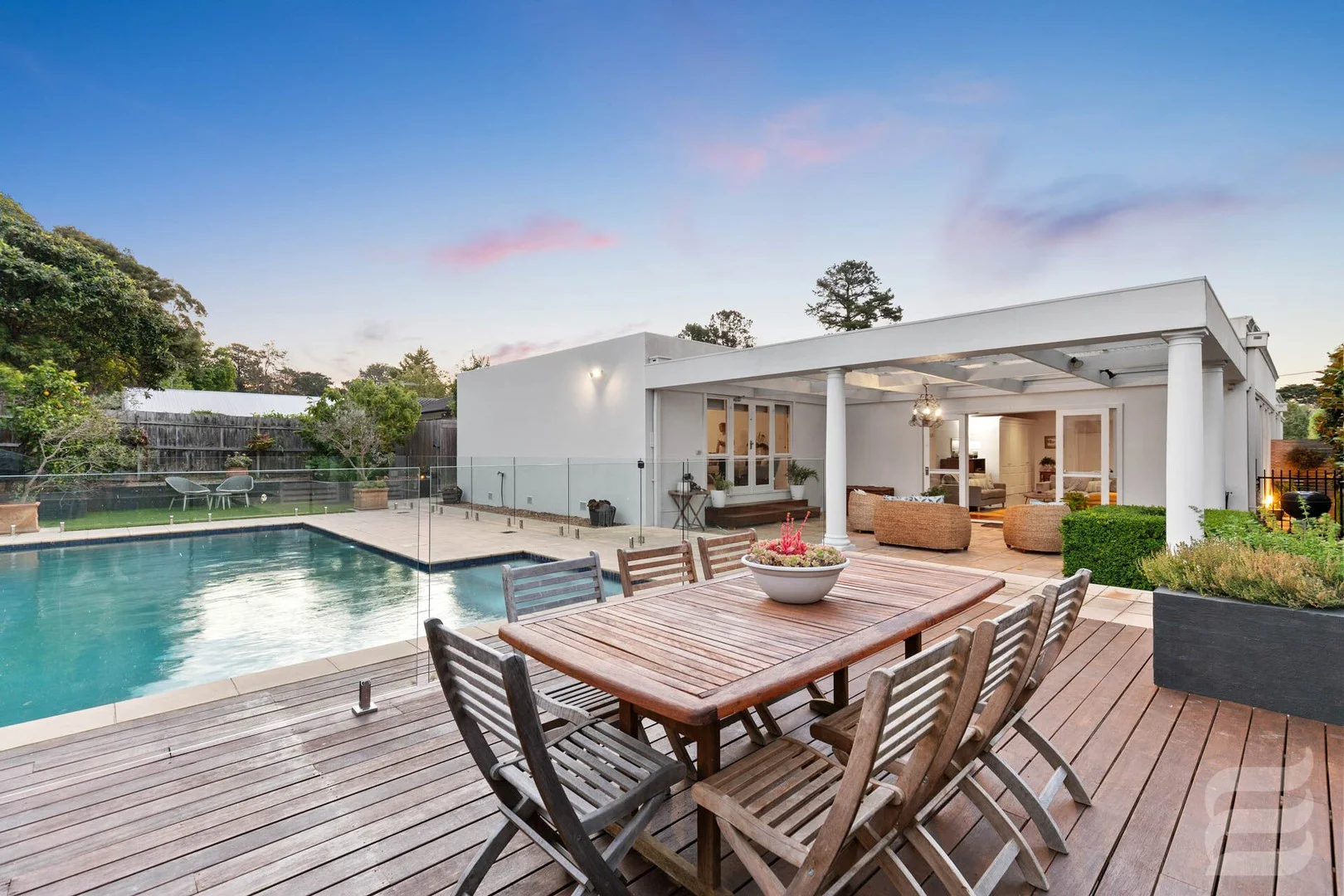 19 Mount Eliza Way (1/29)