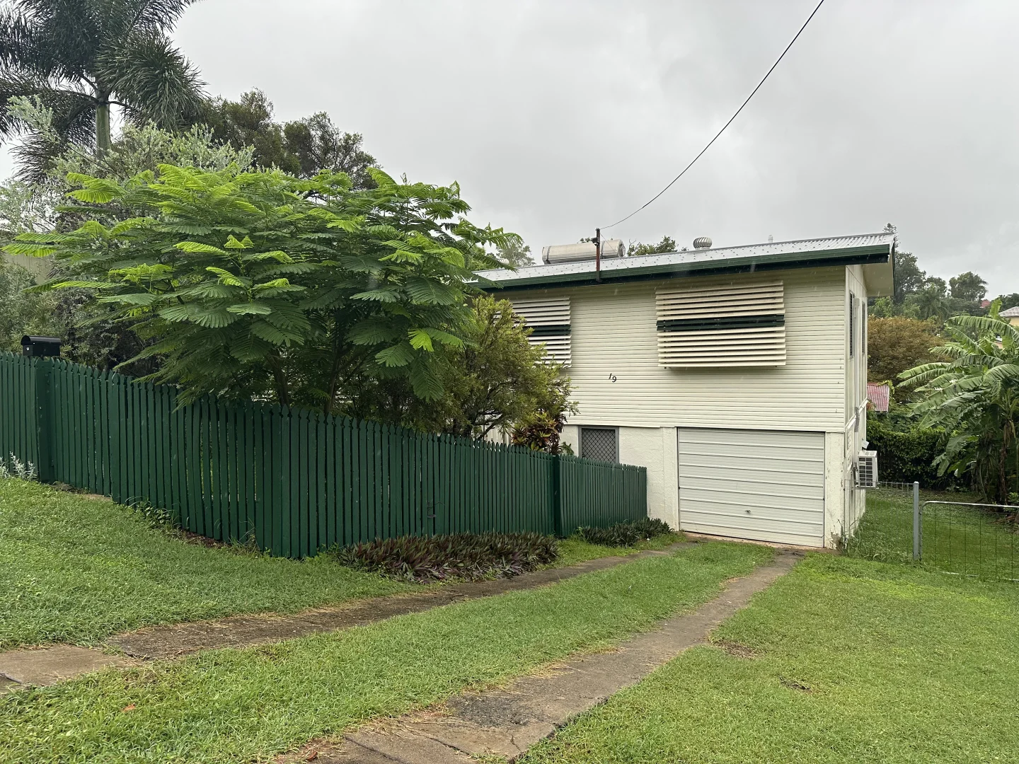 19 Normanby Terrace - Image 2