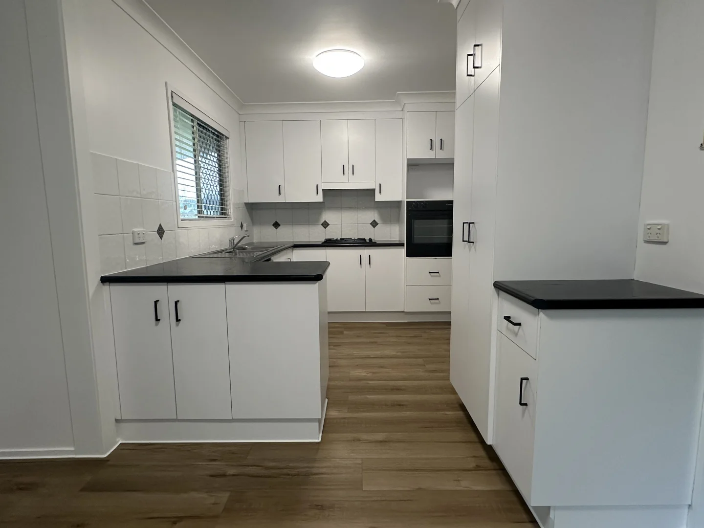 19 Normanby Terrace - Image 5