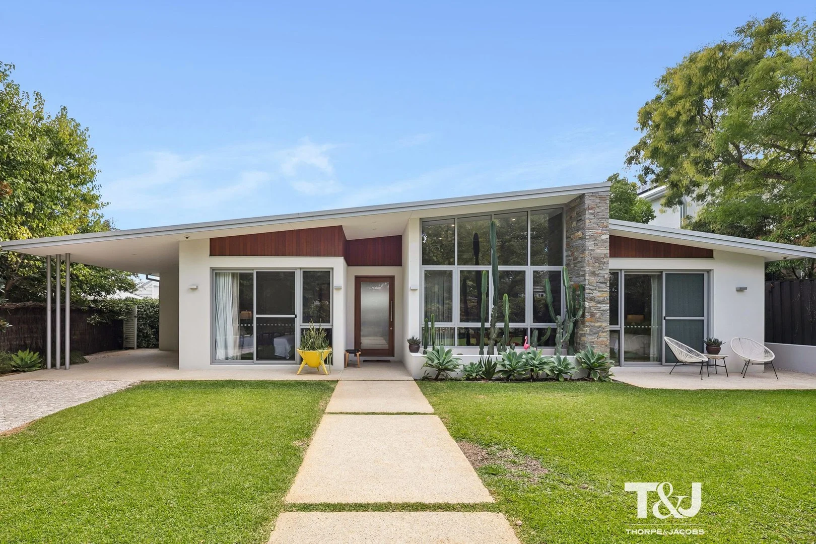 19 Riley Road (1/43)
