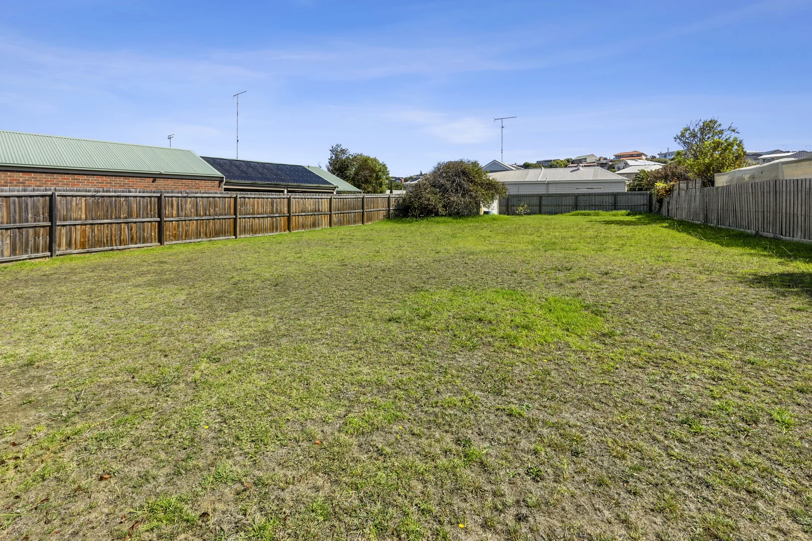 19 Roditis Drive - Image 4