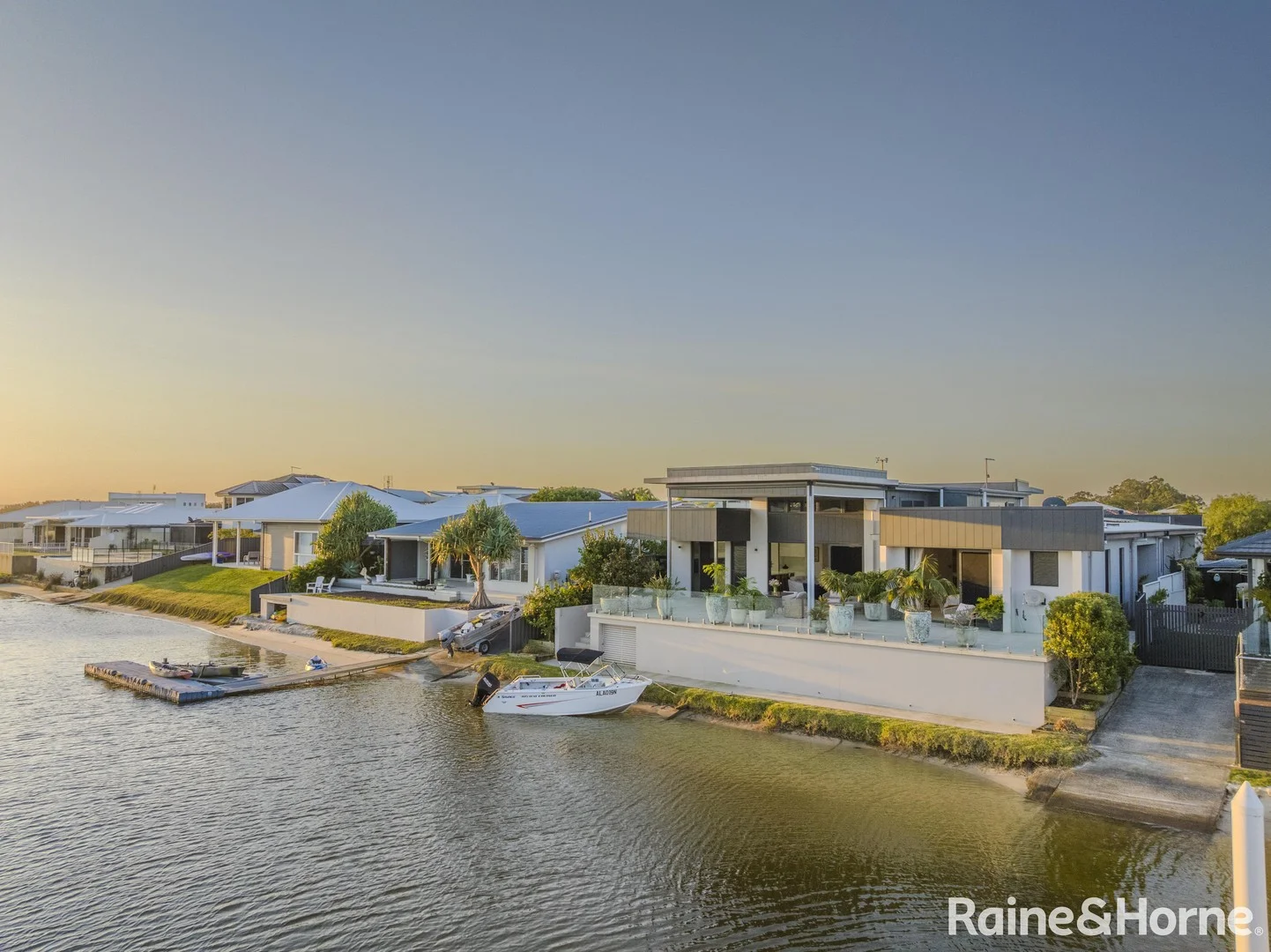 19 Taine Court (1/38)