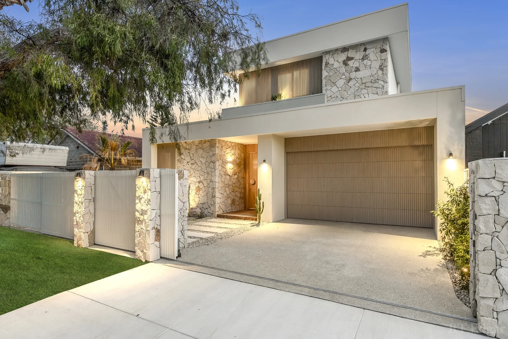 19 Thorn Street - Image 2