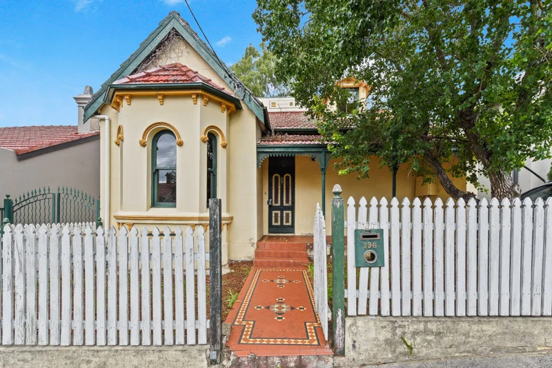 196 Smith Street (1/37)