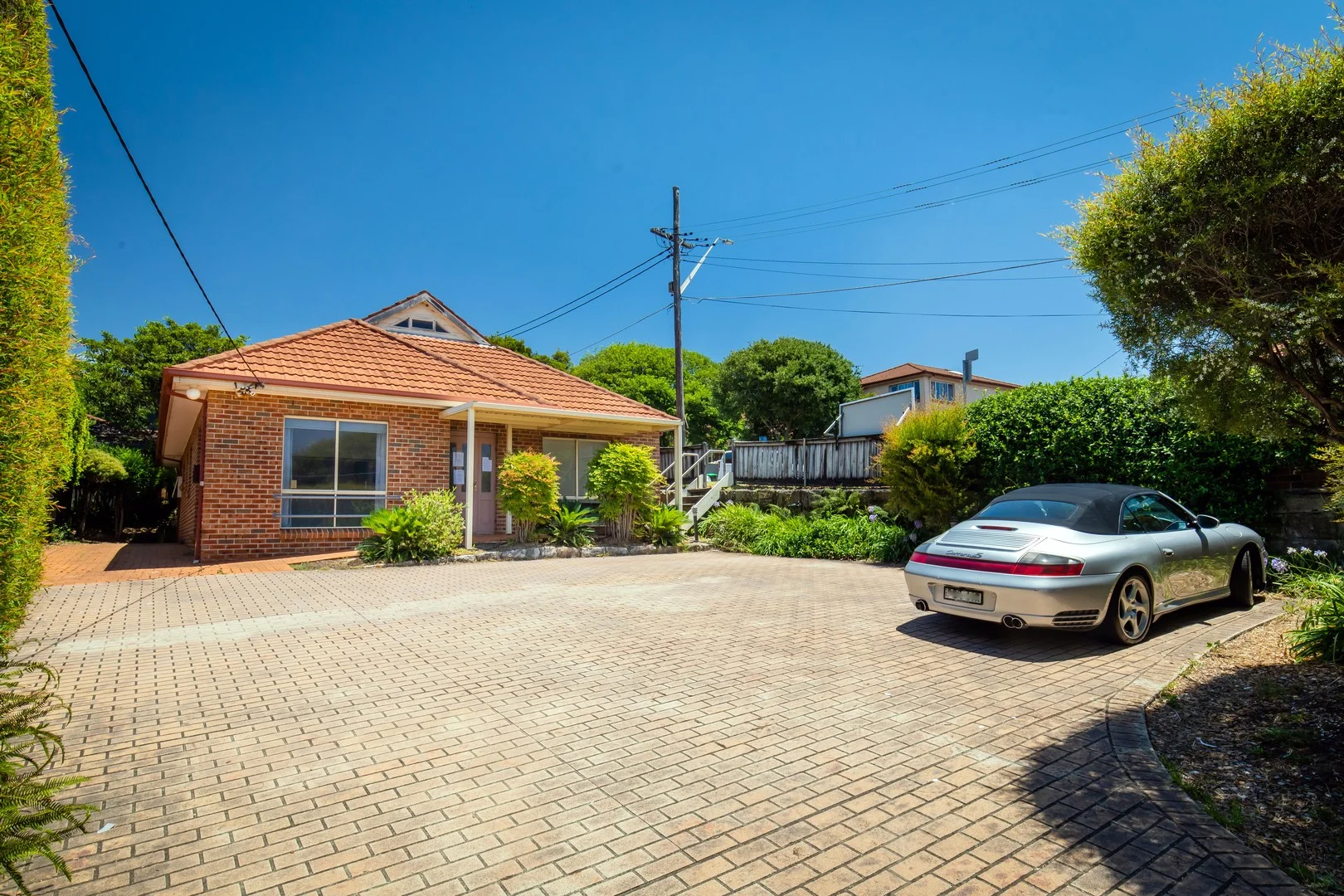 197 Woodland Street (1/20)