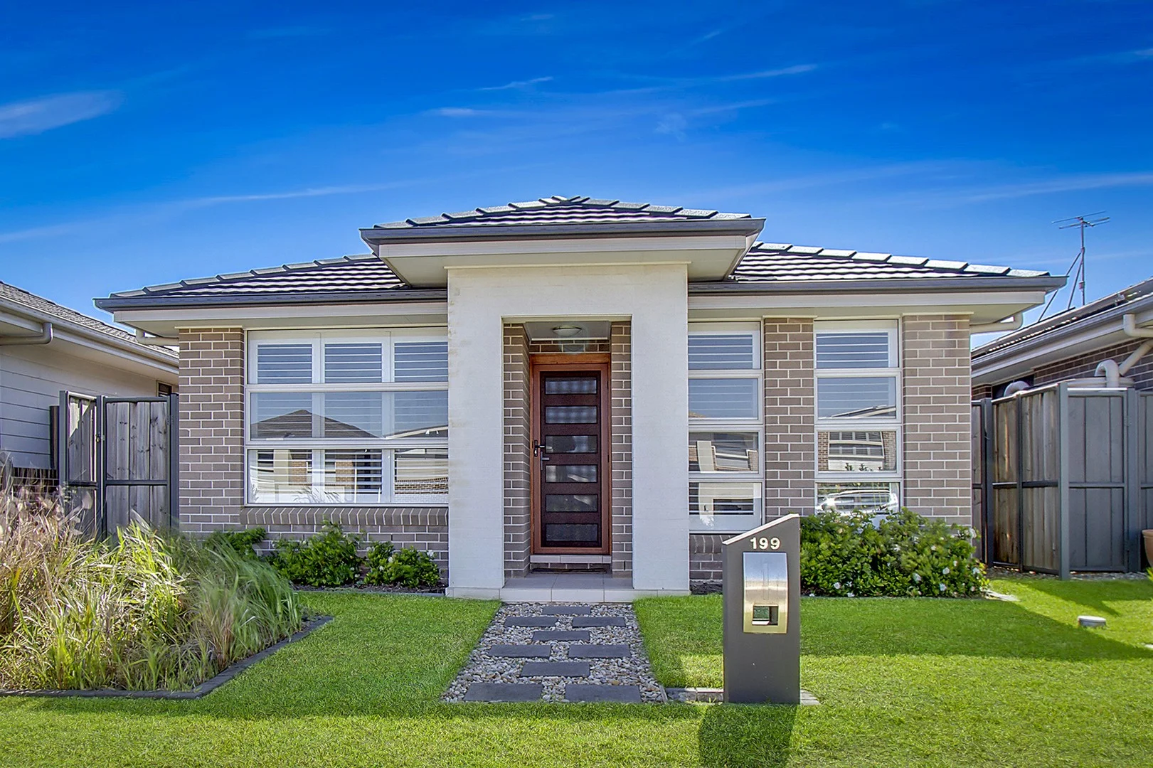 199 Hezlett Road (1/7)