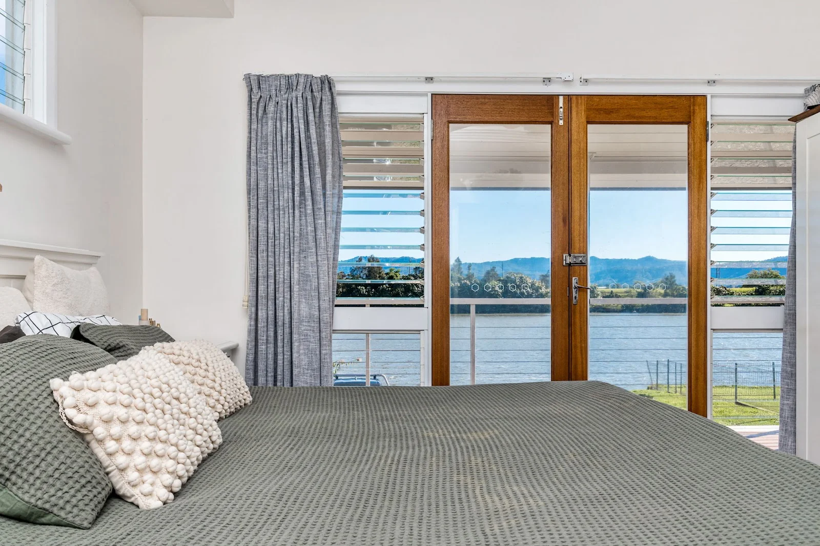 199 Tweed Valley Way - Image 5