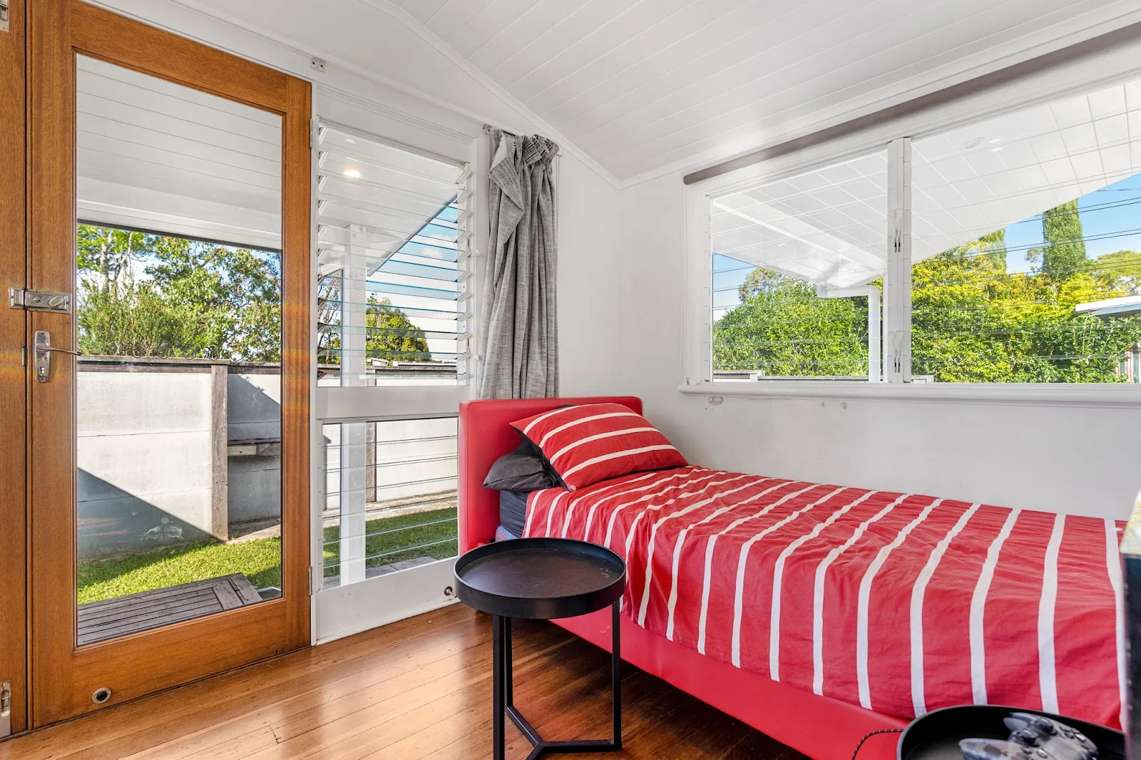 199 Tweed Valley Way - Image 4