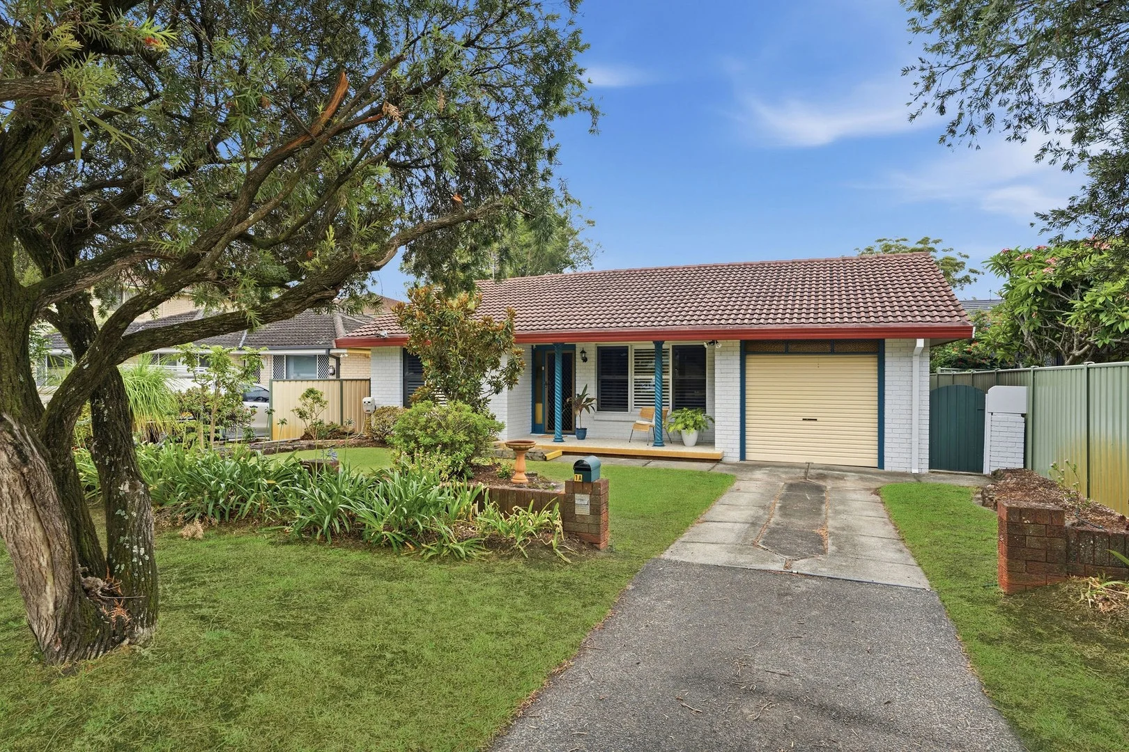 1A Winifred Avenue (1/13)