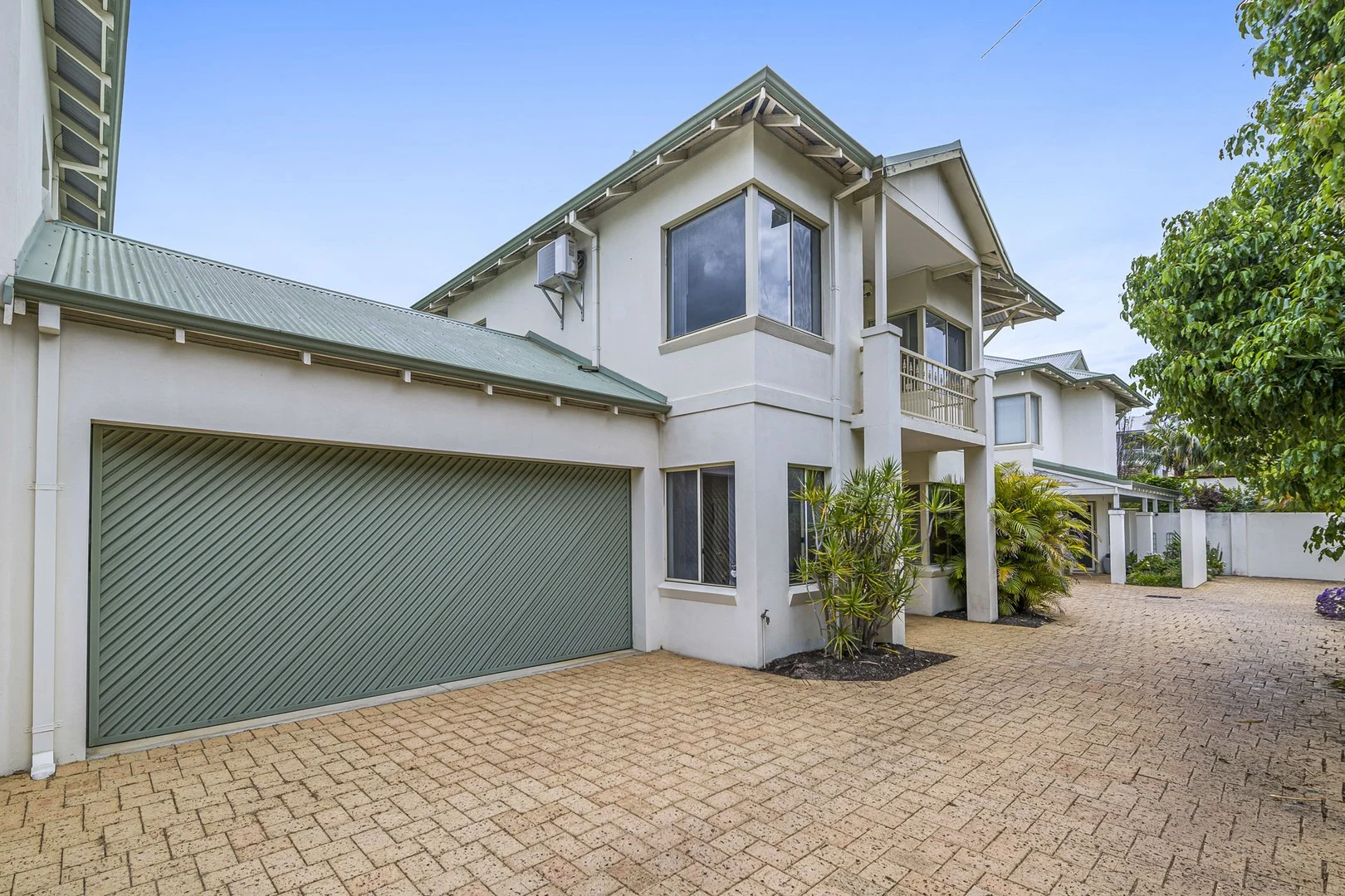 2/1 King Edward Street (1/25)