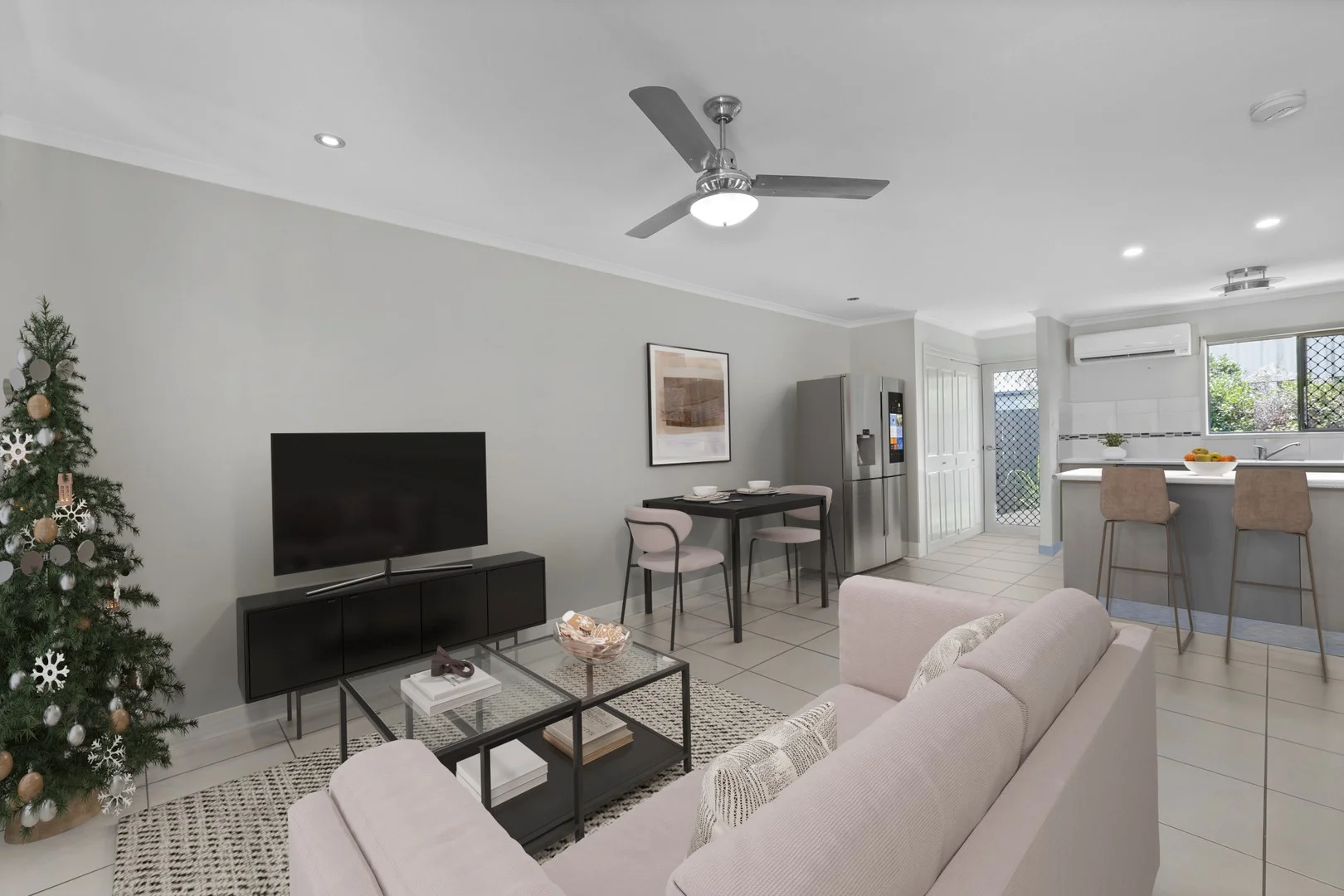 2/1 Symons Street (1/14)