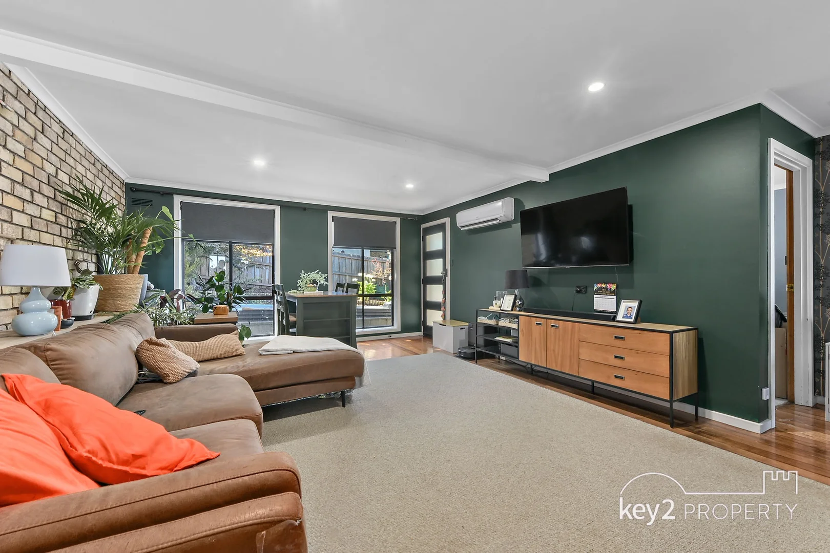 2/102 Talbot Road - Image 3