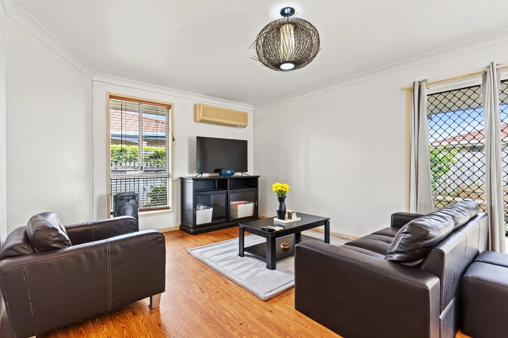 2/11 Westland Place