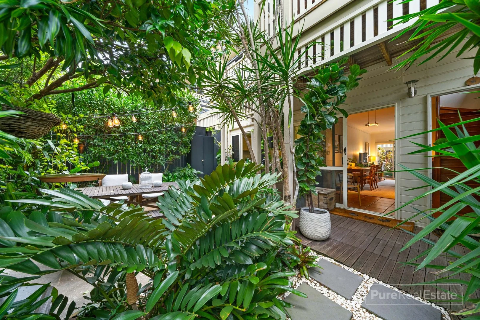 2/116 Stephens Street (1/20)