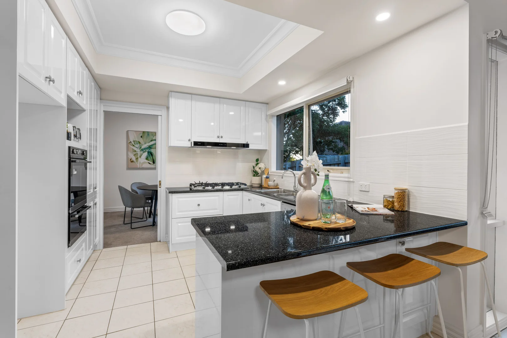 2/12 Dianne Street - Image 3